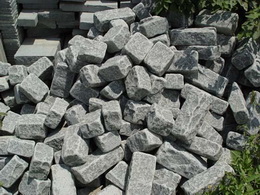 g654 granite tumbled cube stone